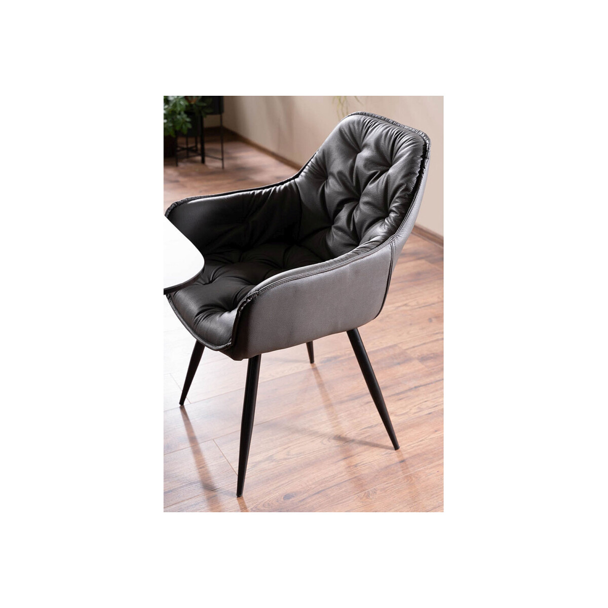 Židle Cherry syntetická kůže černá Buffalo 11, matná černá kov
Židle Cherry syntetická kůže černá Buffalo 11, matná černá kov