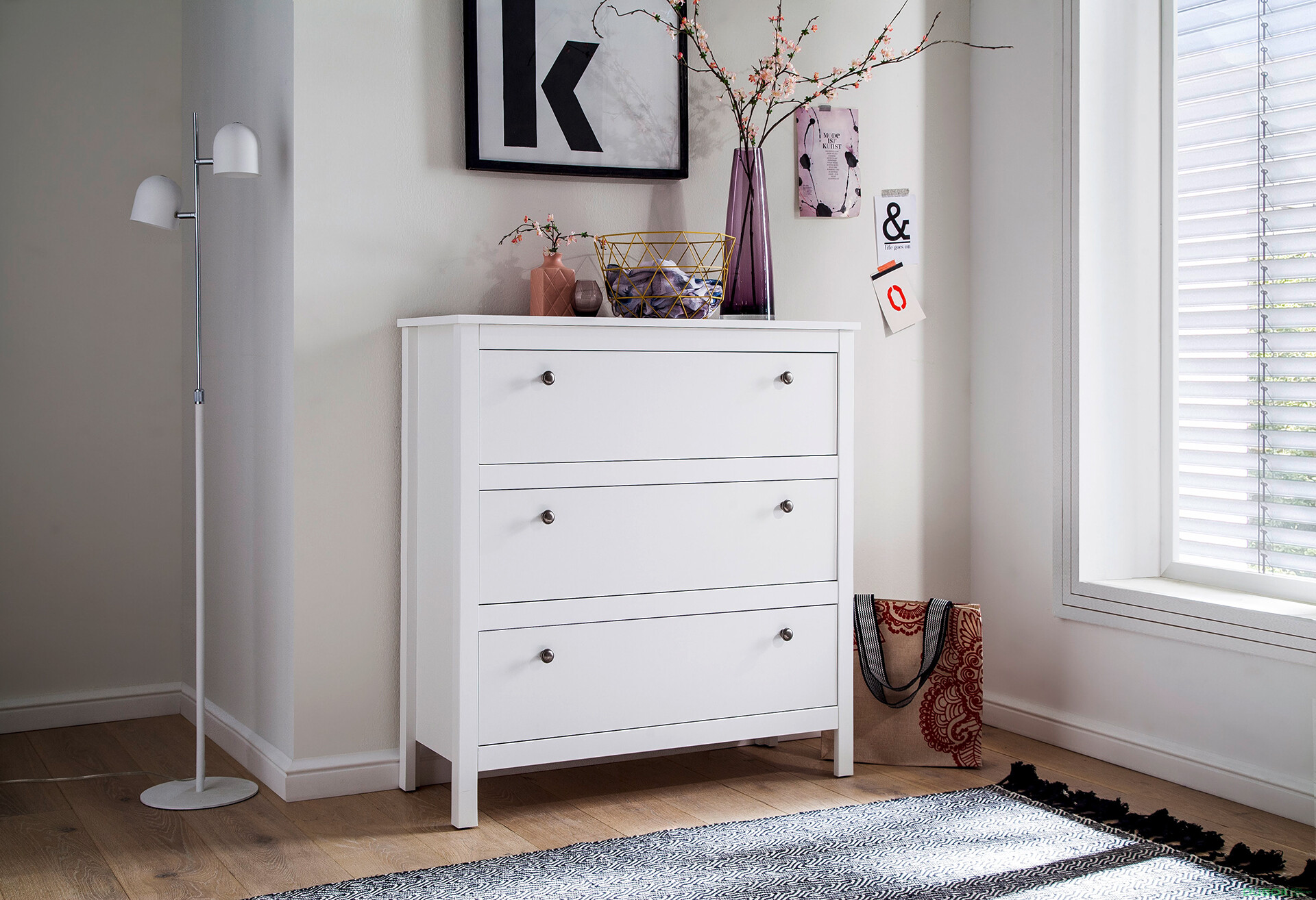 Fotografie 4 - Komoda 3s bílá Ole