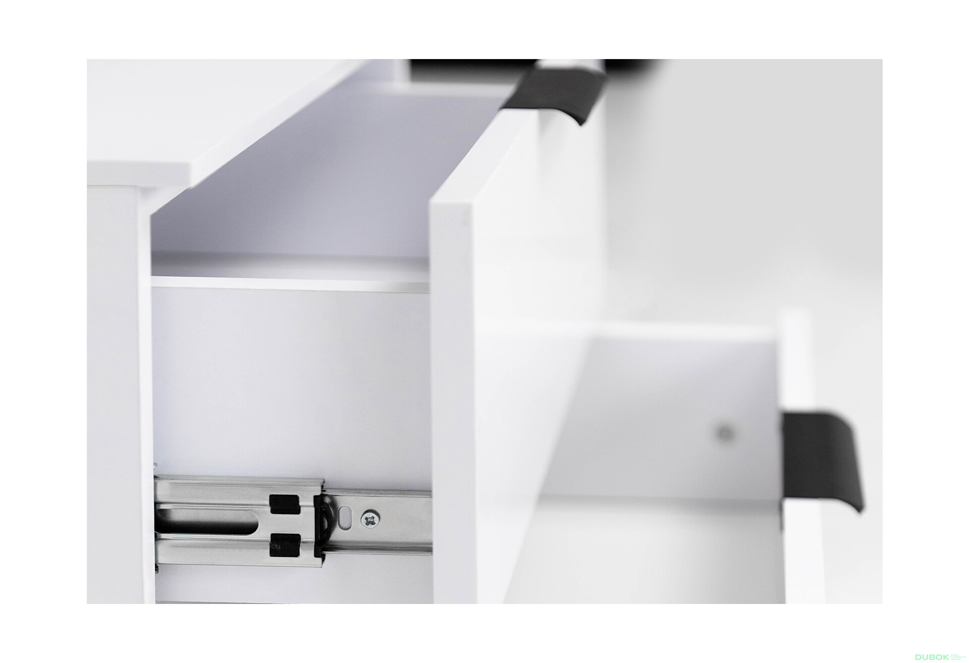 Fotografie 6 - Komoda 4š, bílý lesk Mila