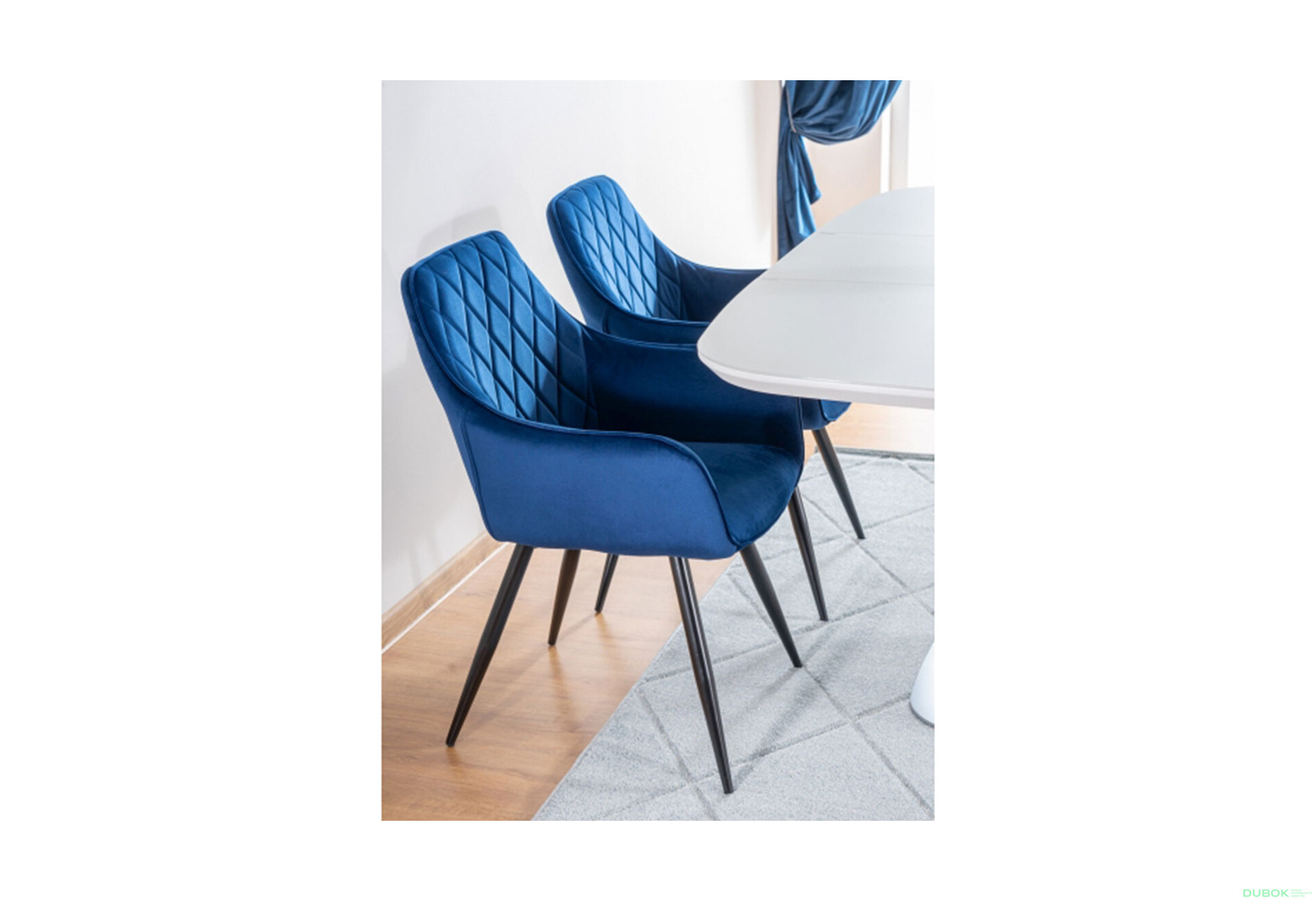 Fotografie 9 - Židle Linea Velvet tmavě modrá Bluvel 86, kov černá matná