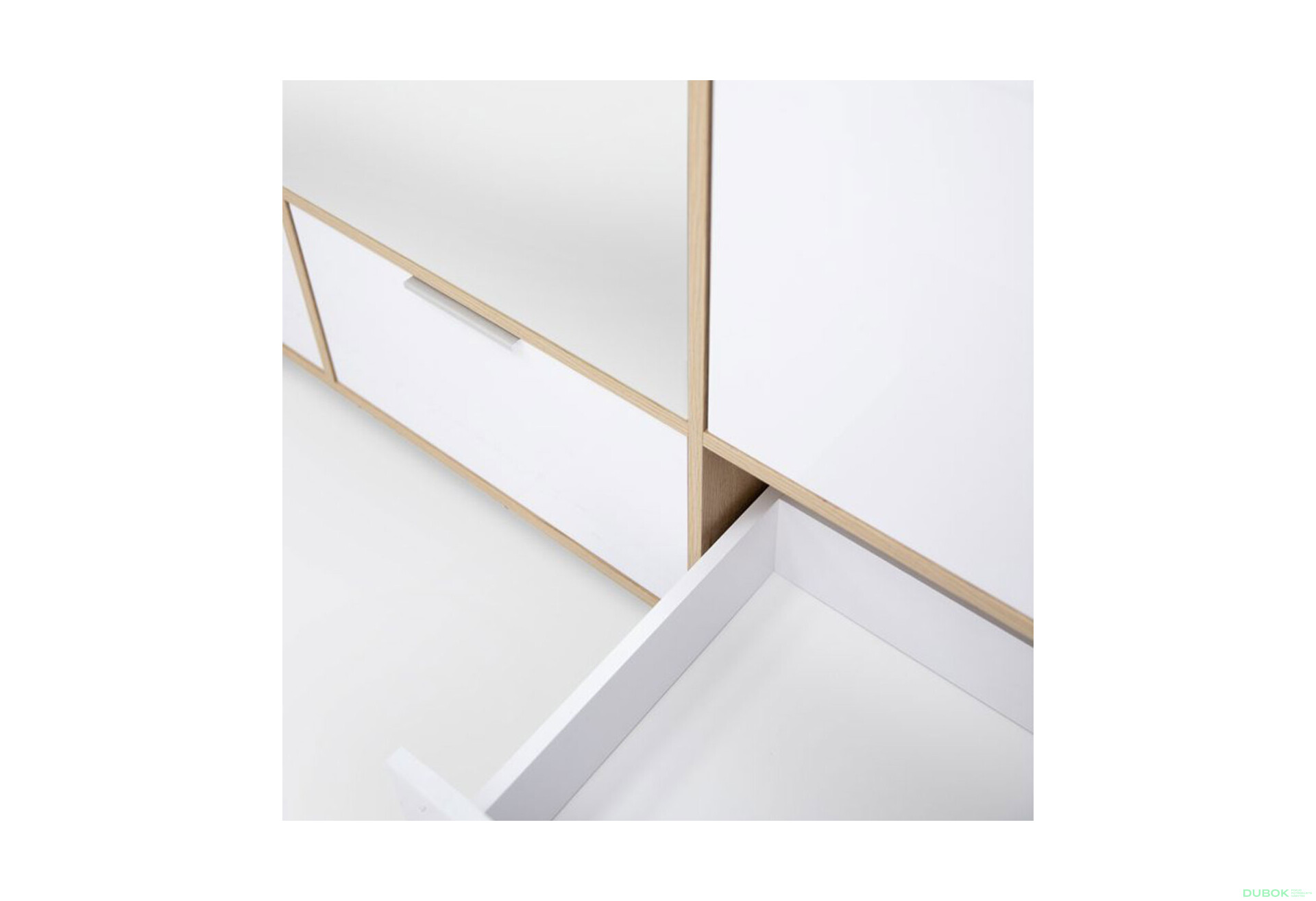 Fotografie 8 - Skříň 3dc 3šx lesklá bílá / dub cremona Olivia